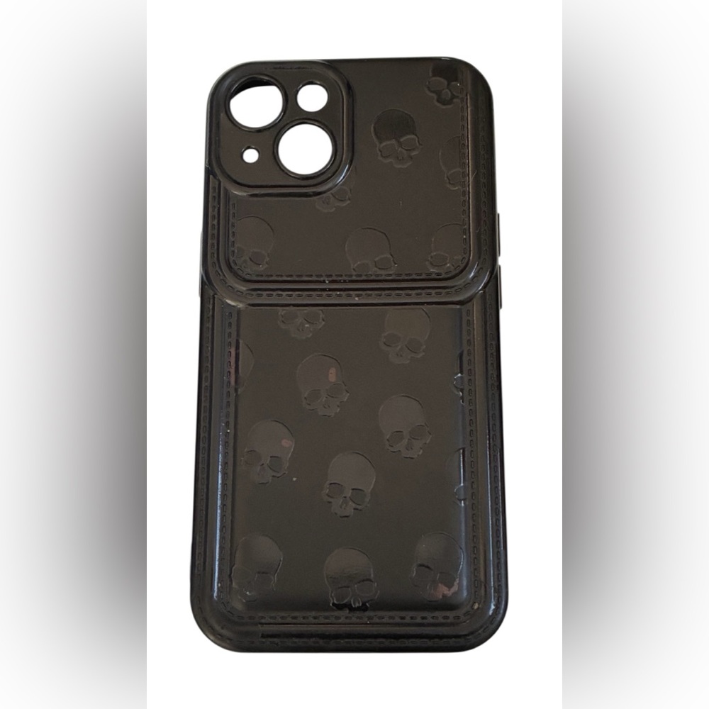*FREE WITH PURCHASE* IPHONE 14 CASE BLACK SKULL